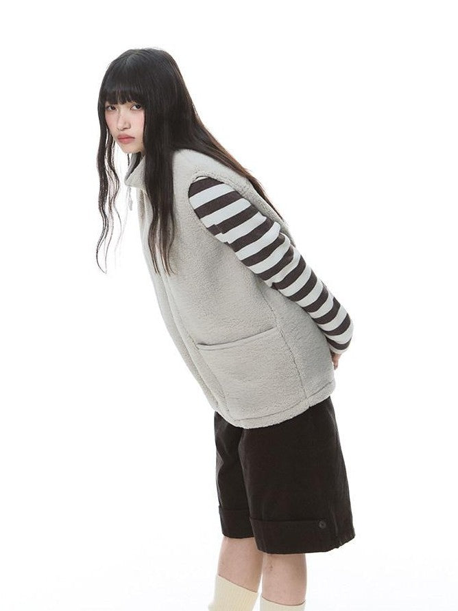 NAPSNAPS Light Gray Lambswool Patch Embroidered Stand Collar Women&