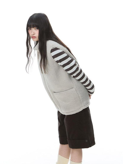 NAPSNAPS Light Gray Lambswool Patch Embroidered Stand Collar Women&