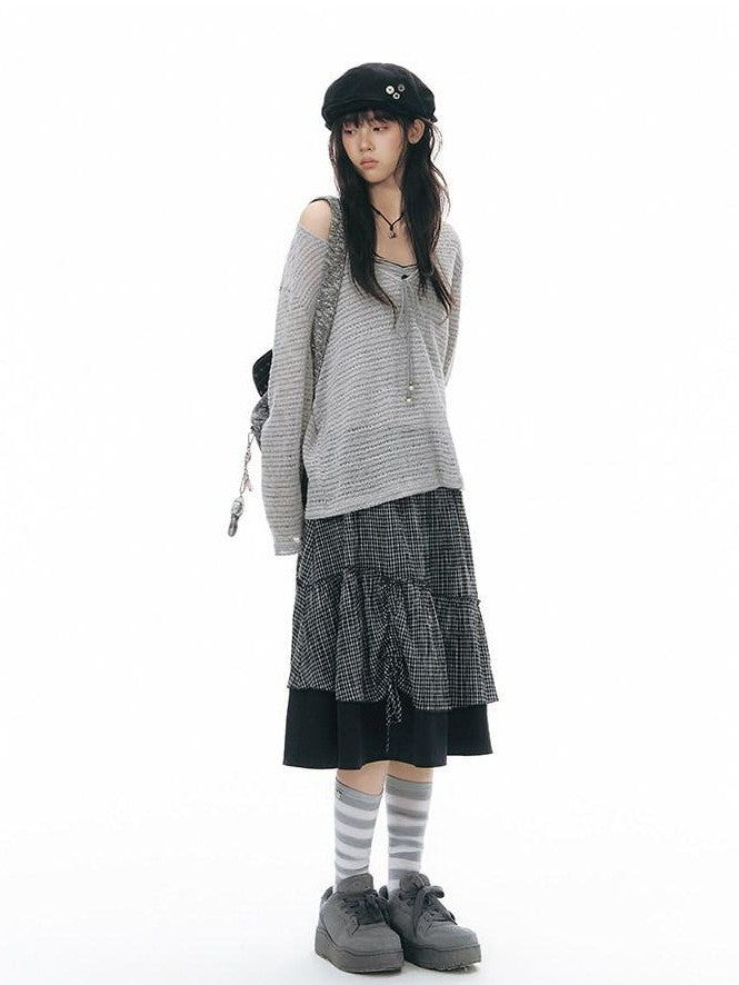 NAPSNAPS Light Gray Openwork V-neck Knit Women&