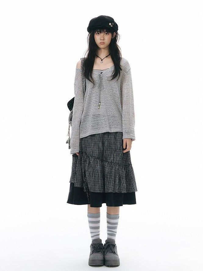NAPSNAPS Light Gray Openwork V-neck Knit Women&