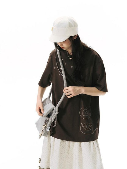 NAPSNAPS Snail Embroidered Oversized Round Neck Women&