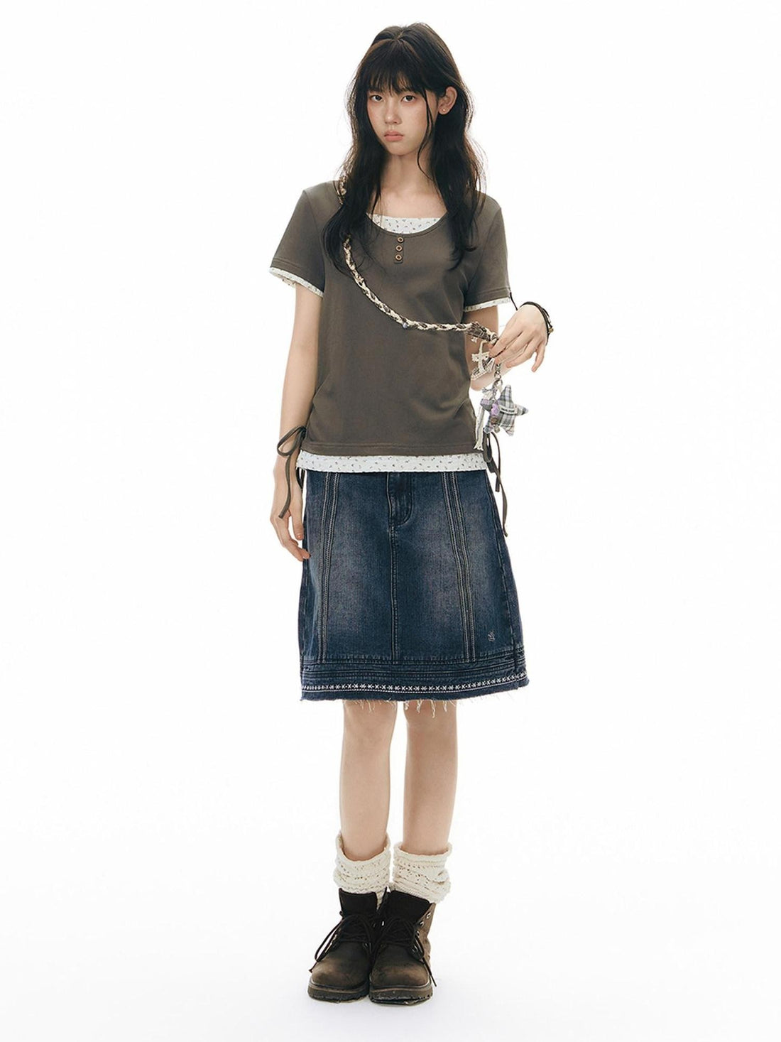 NAPSNAPS Vintage Embroidered Distressed Frayed Hem Women&