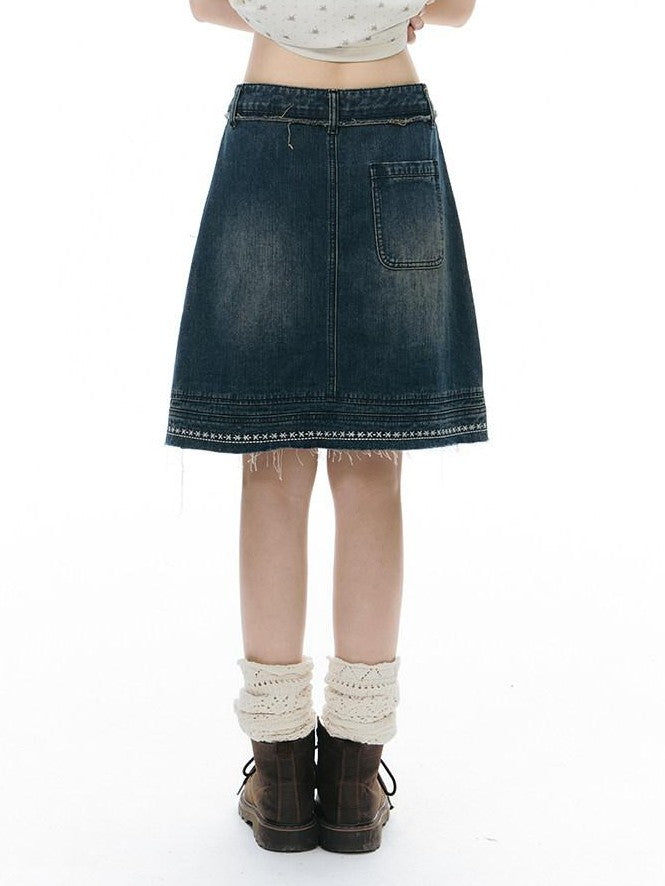 NAPSNAPS Vintage Embroidered Distressed Frayed Hem Women&