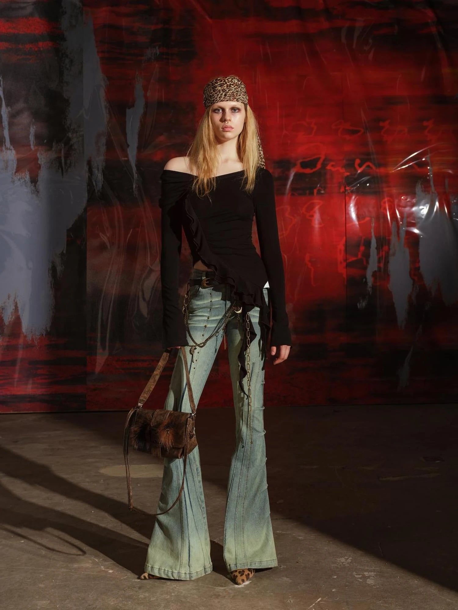 Asymmetric Ruffle Hem T-shirt With Colorful Details