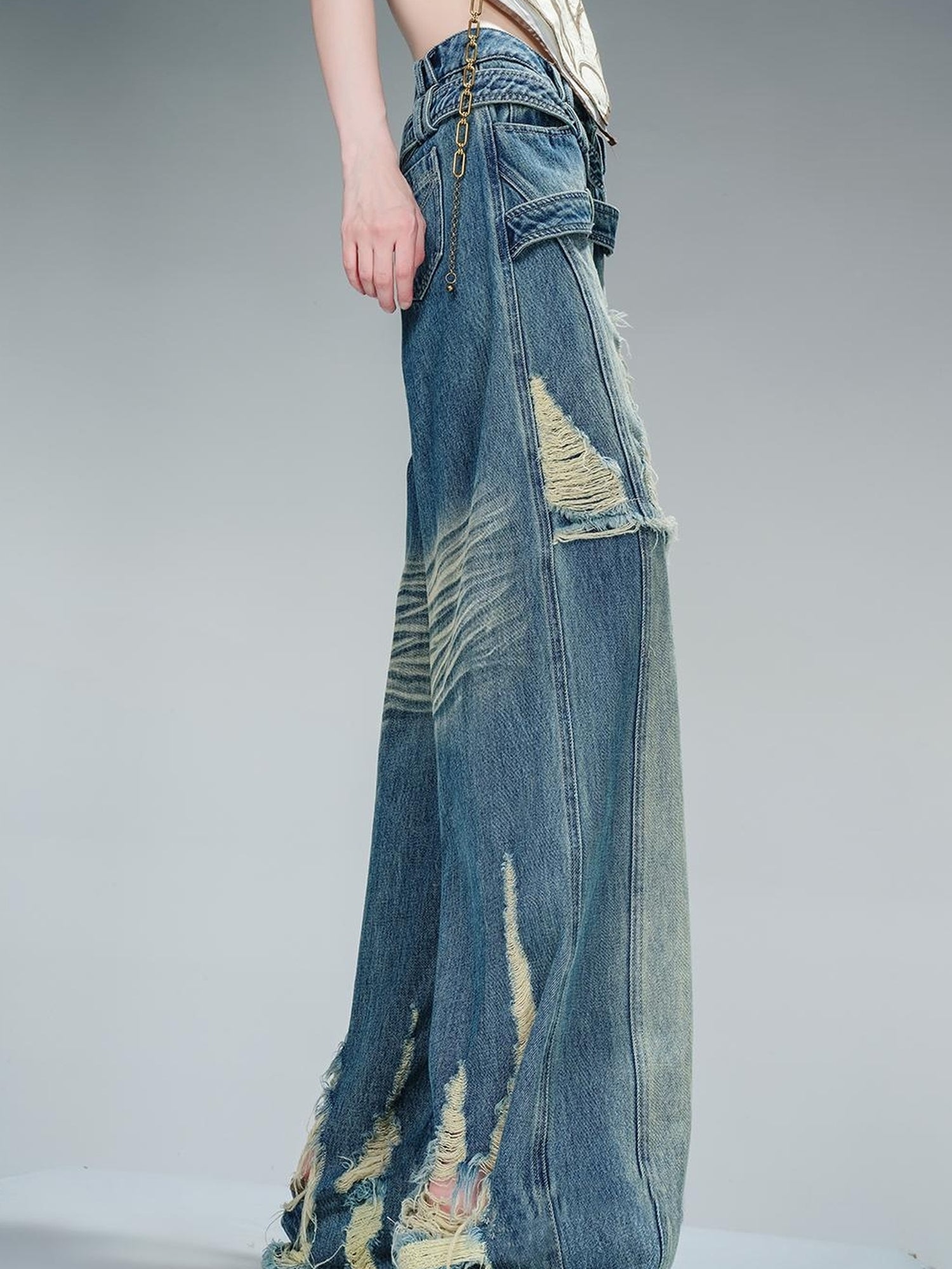 NN NORTH NODE Distressed Pulled Denim Jeans With Ripped Details
