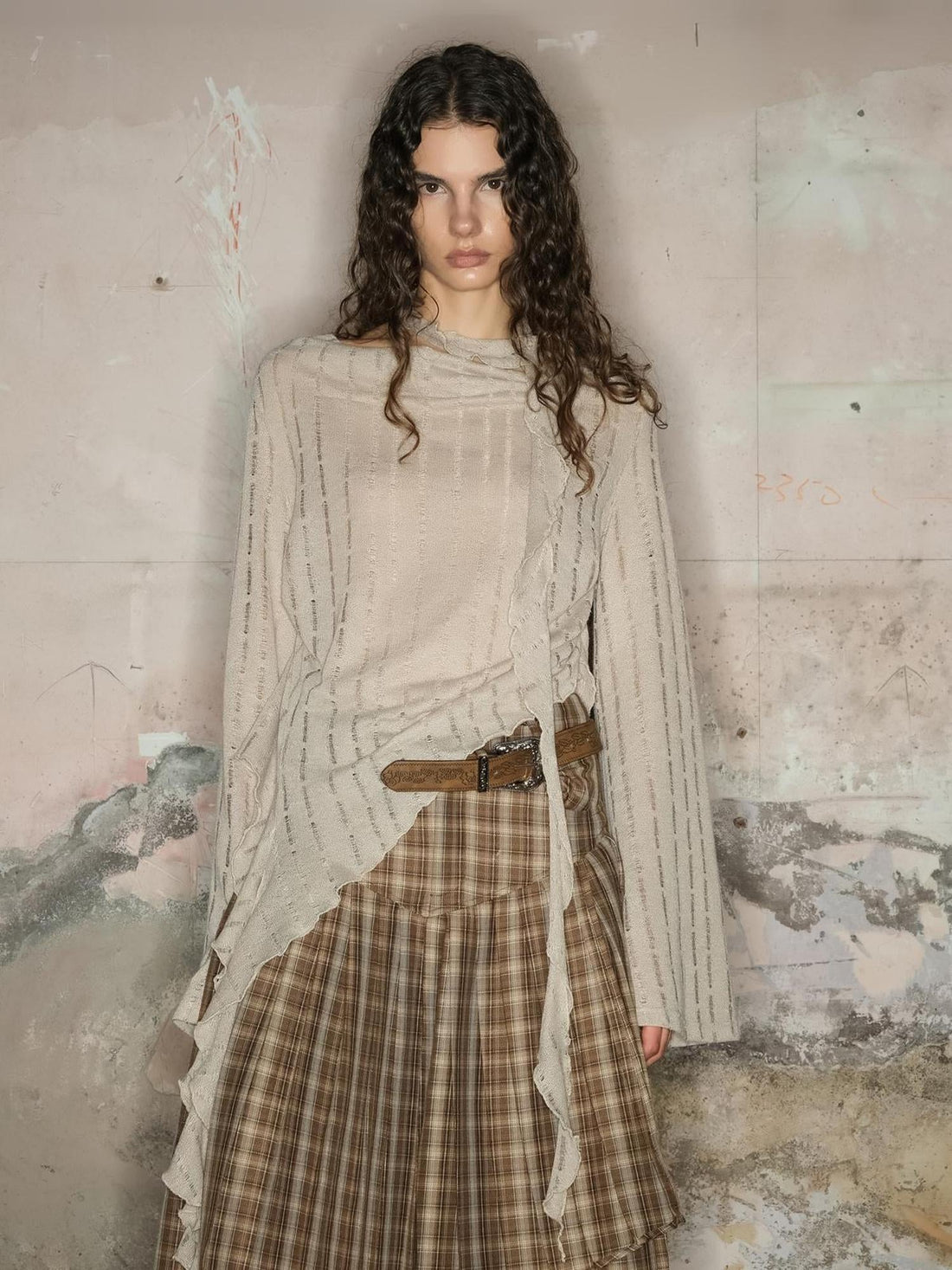 UpdateNN NORTH NODE Dune Wasteland Style Irregular Ruffled Knit Top V-Neck T-Shirt Long-Sleeve