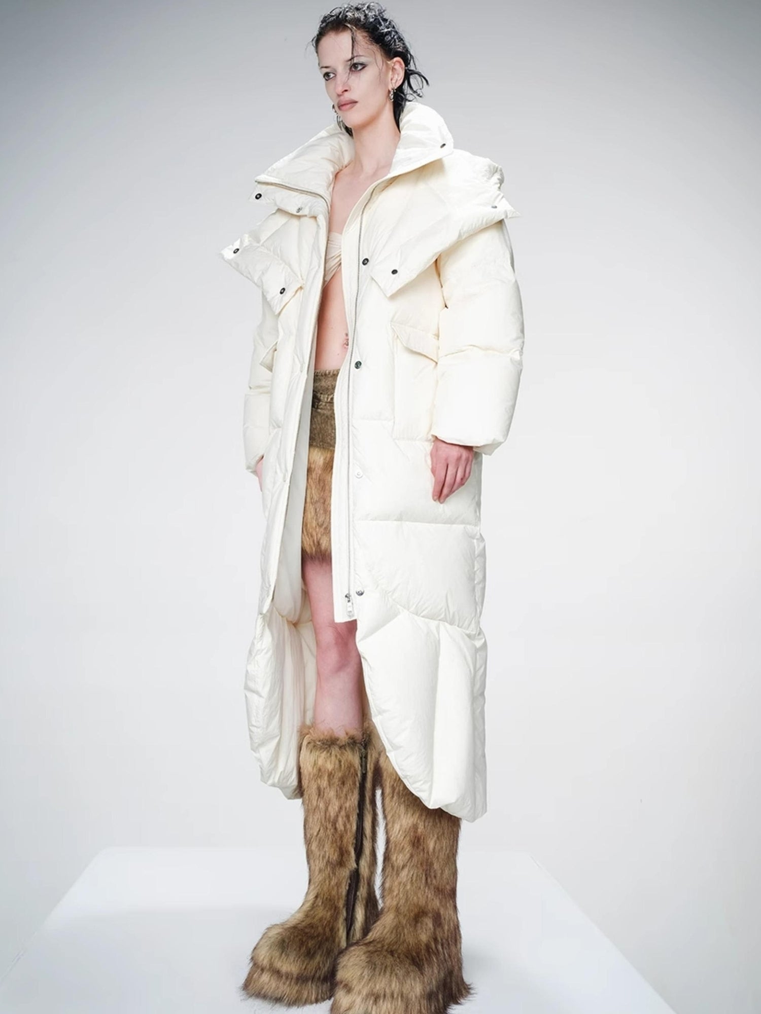 Long Hooded Down Coat With 90 % White Duck Feather Lightweight