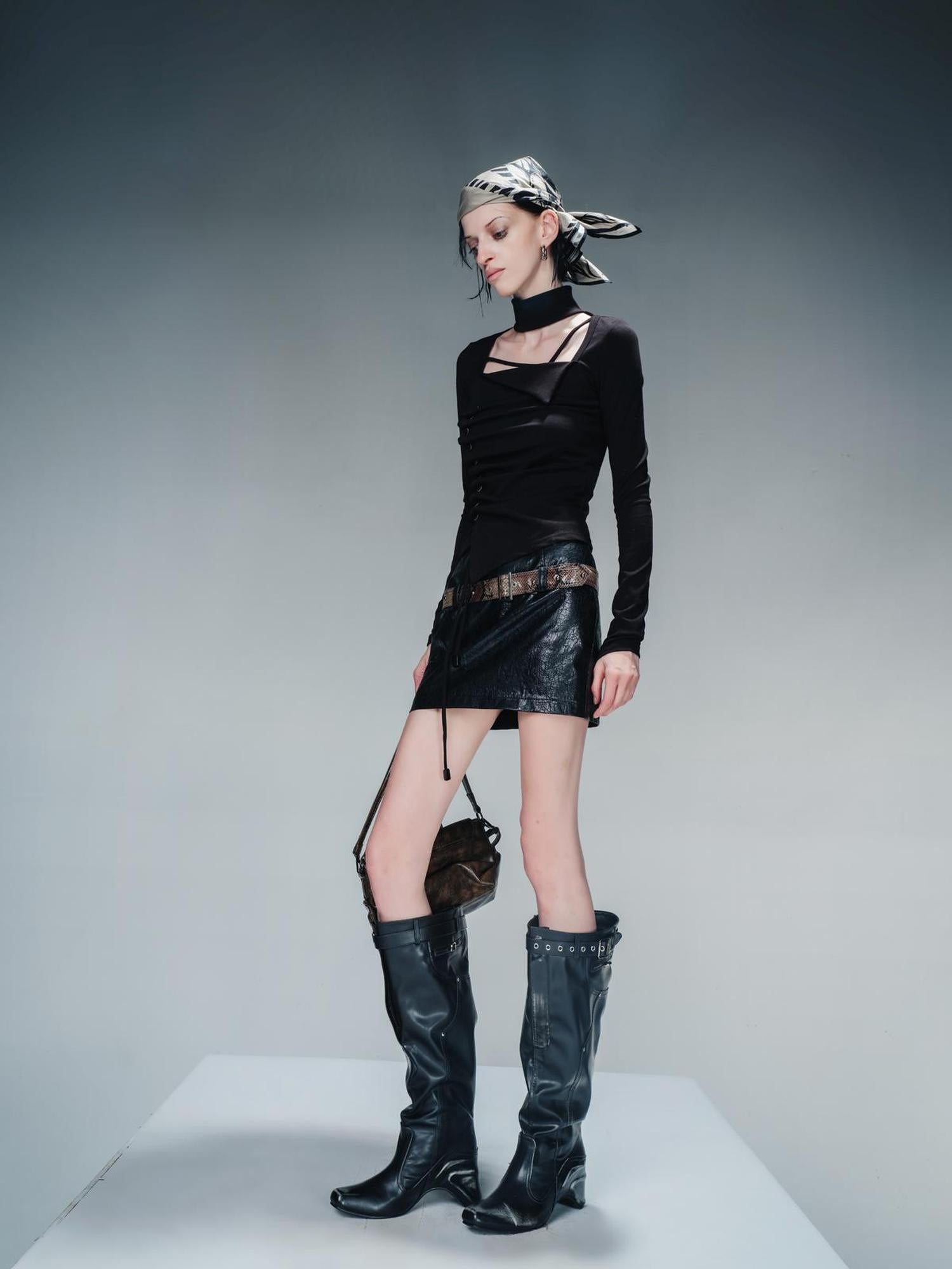 NN NORTH NODE Pleated Drawstring Long Sleeve Base Layer