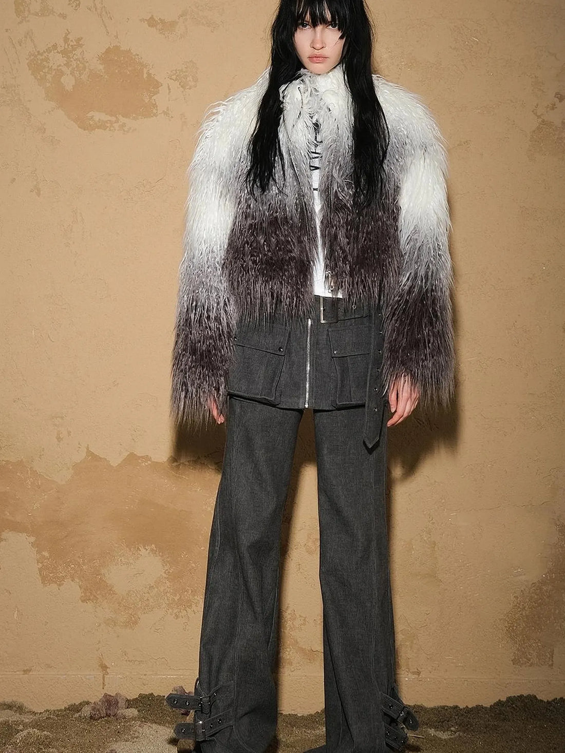 Sand City Gradient Fuzzy Coat V-neck T-shirt Long Sleeve