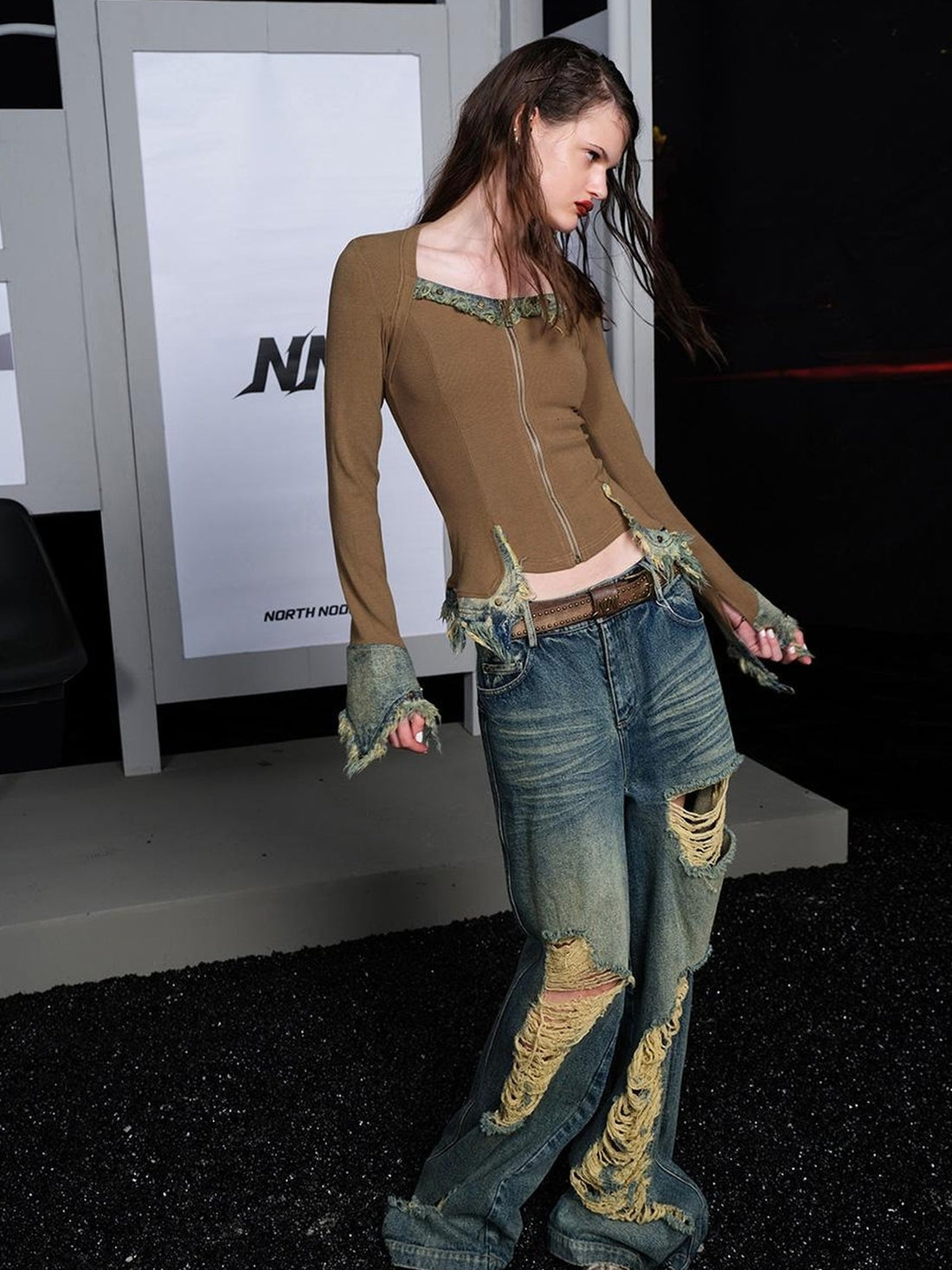 UpdateNN NORTH NODE Street Tipsy Distressed Wide Leg Jeans