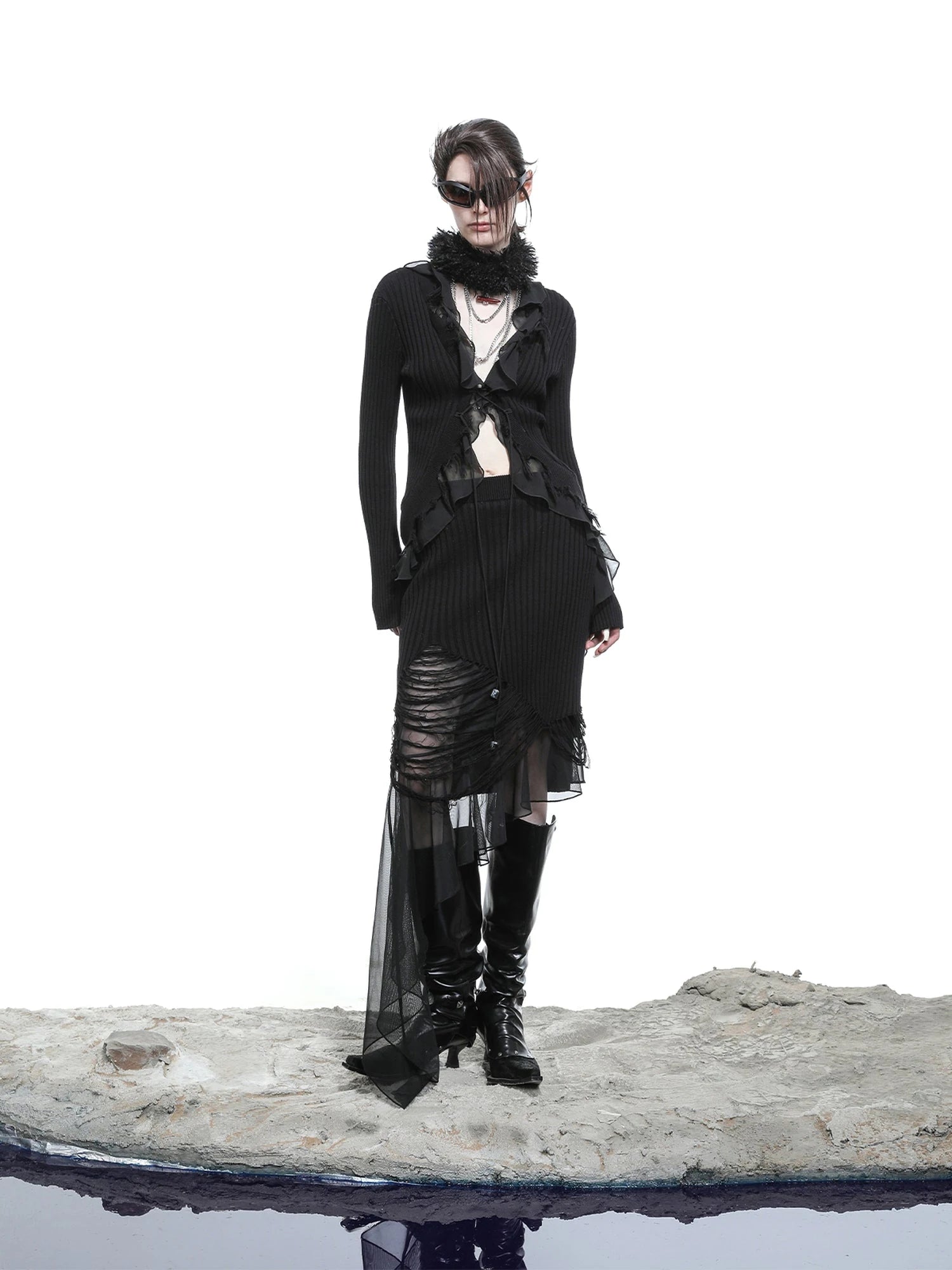 Tattered Lace Mesh Trimmed Knit Cardigan