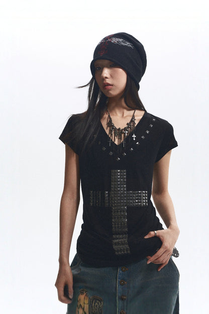 NONAME_SPACE_Loose_Fit_Cross_Rhinestone_Rivet_V-neck_Women&