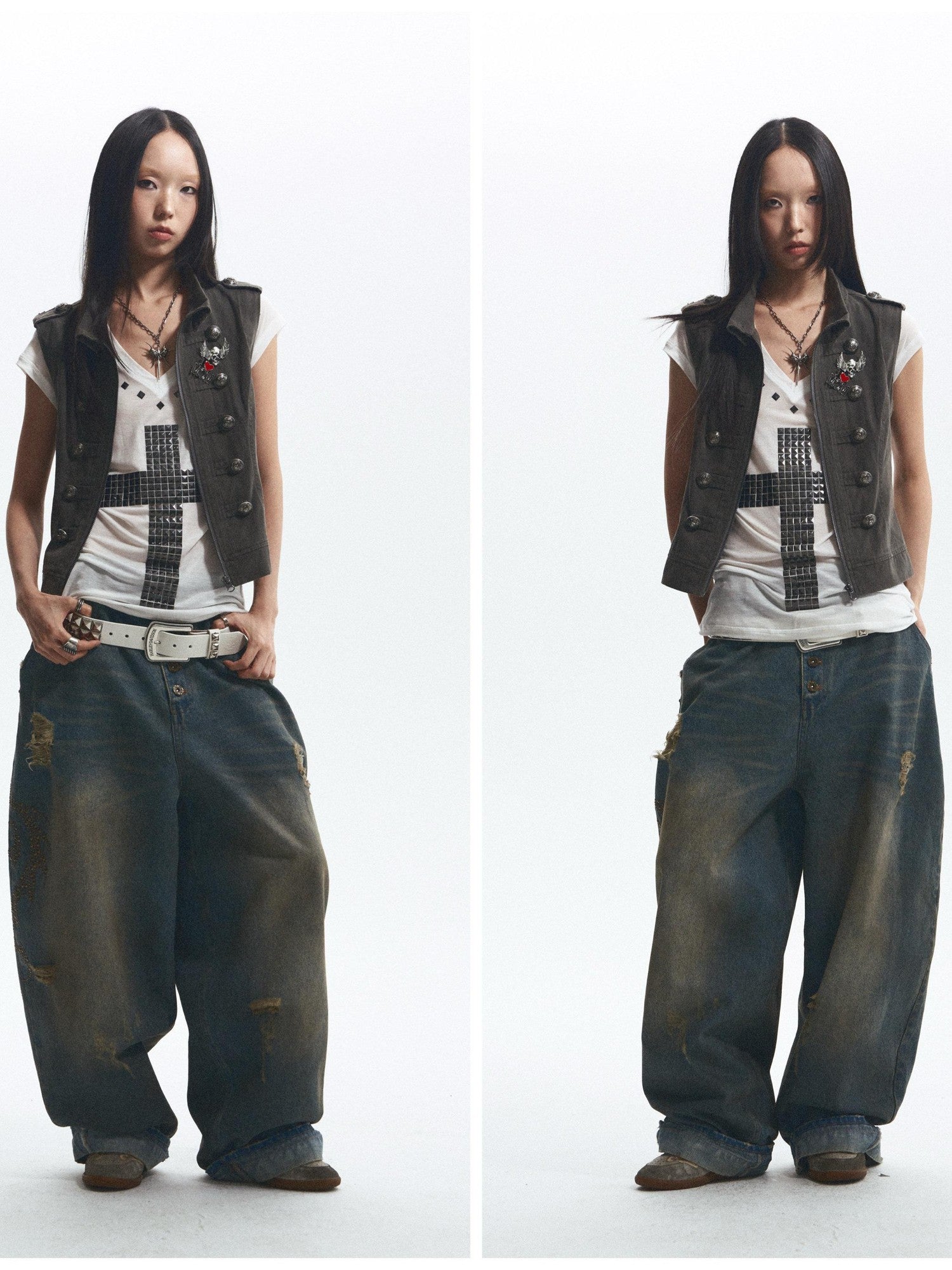 NONAME SPACE Loose Fit Cross Rhinestone Rivet V-neck Women&
