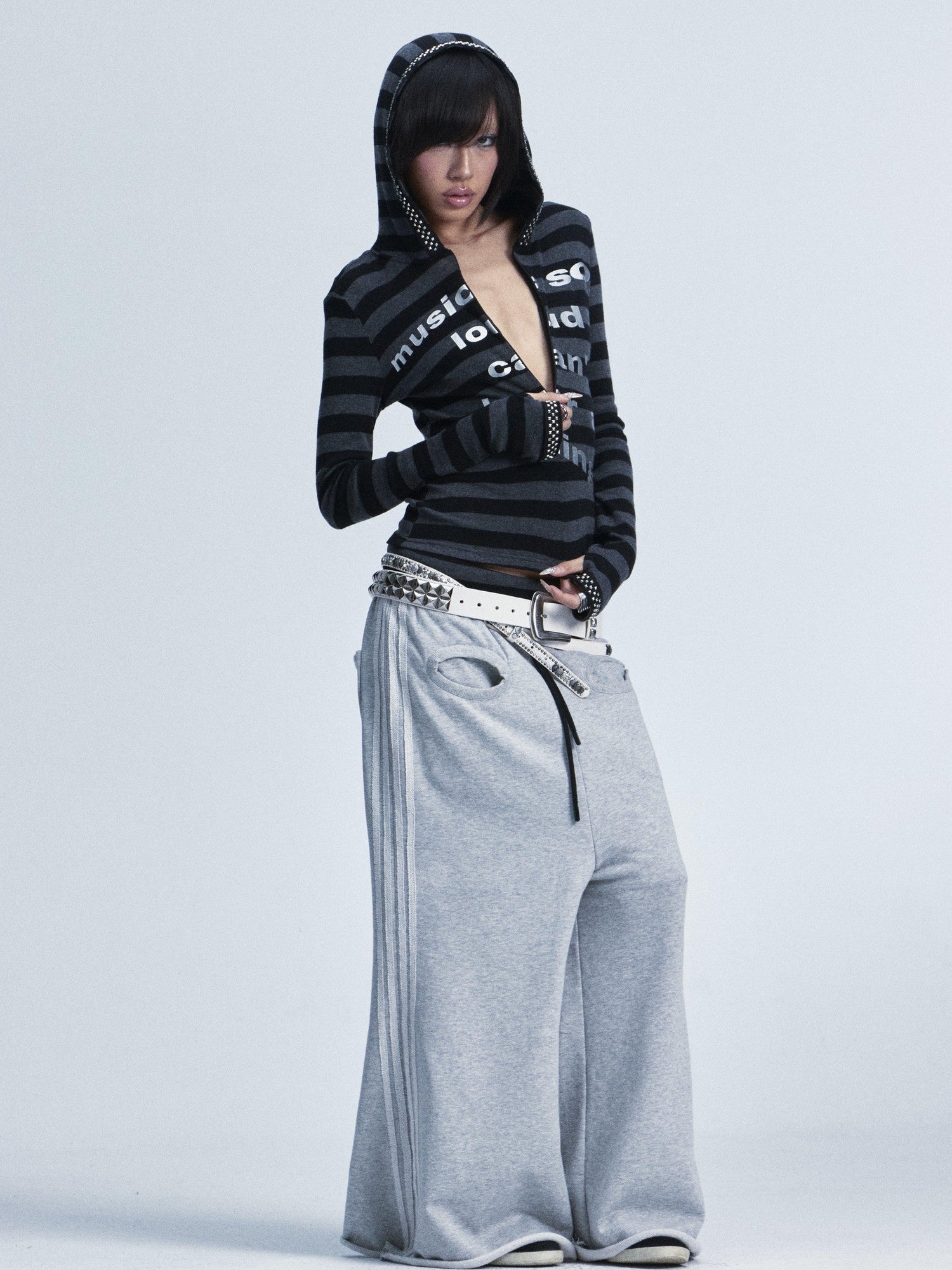 NONAME SPACE Rivet Print Hooded Thumbhole Women&