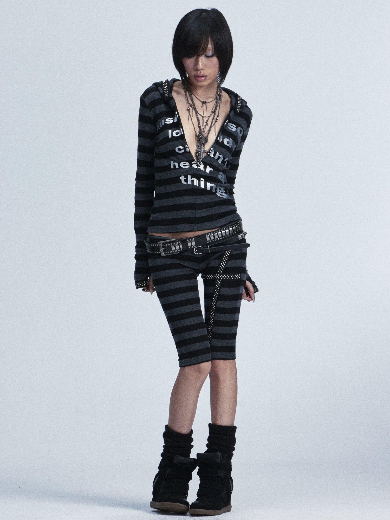 NONAME SPACE Rivet Print Hooded Thumbhole Women&