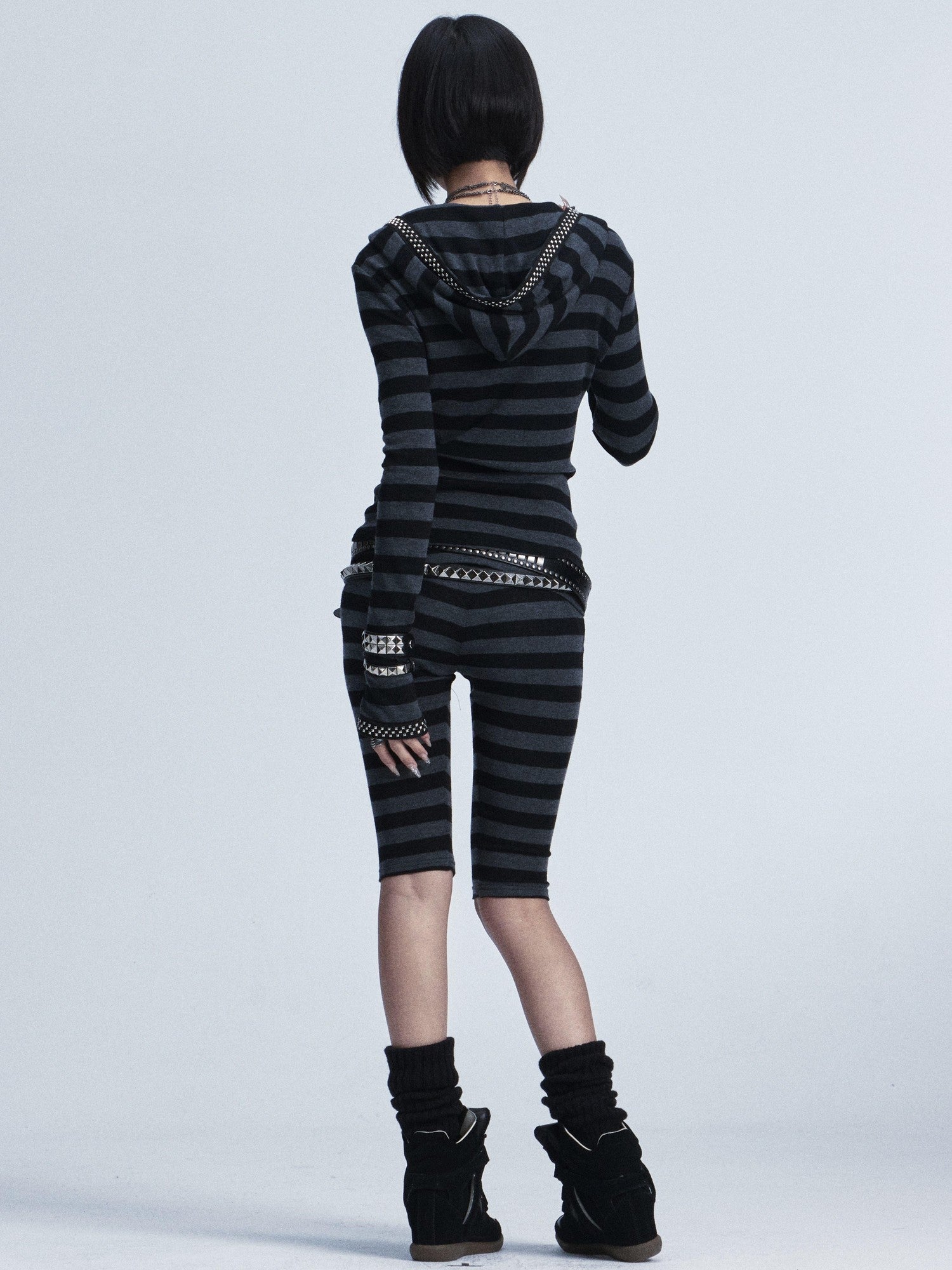 NONAME SPACE Rivet Print Hooded Thumbhole Women&