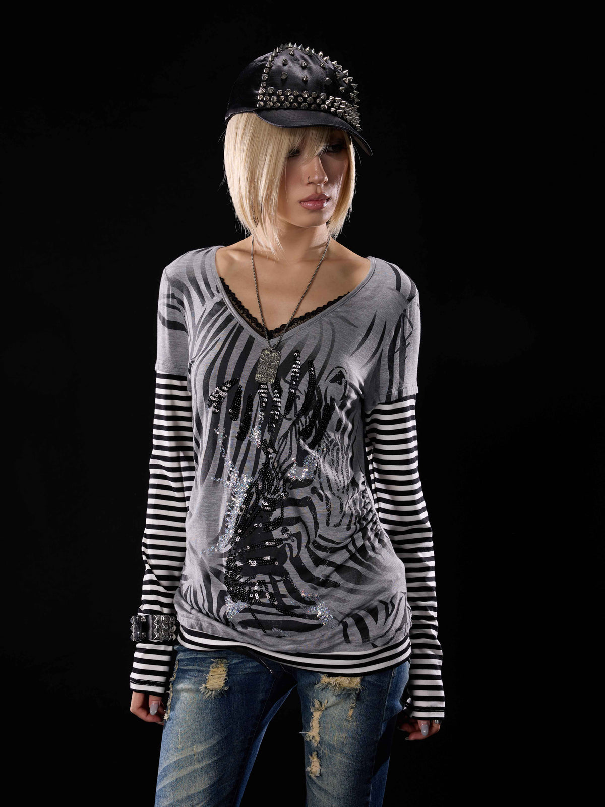 NONAME_SPACE_Stretch_Faux_Layered_Print_Embroidered_V-neck_Lace_Pleated_Women&