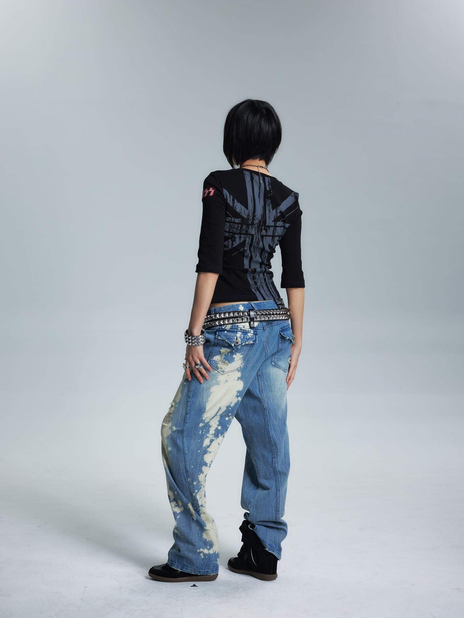 NONAME SPACE Topstitched Asymmetric Neck Applique Slim Women&