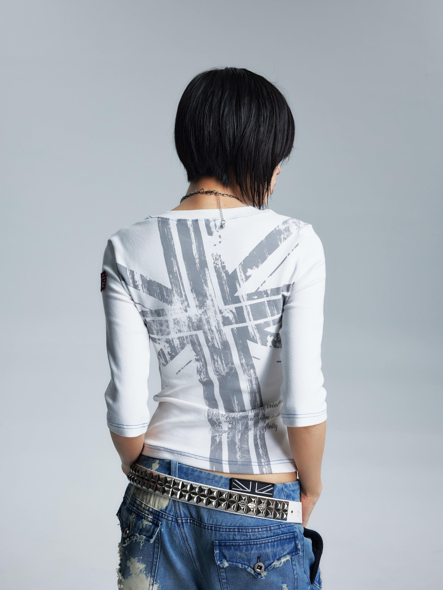 NONAME SPACE Topstitched Asymmetric Neck Applique Slim Women&