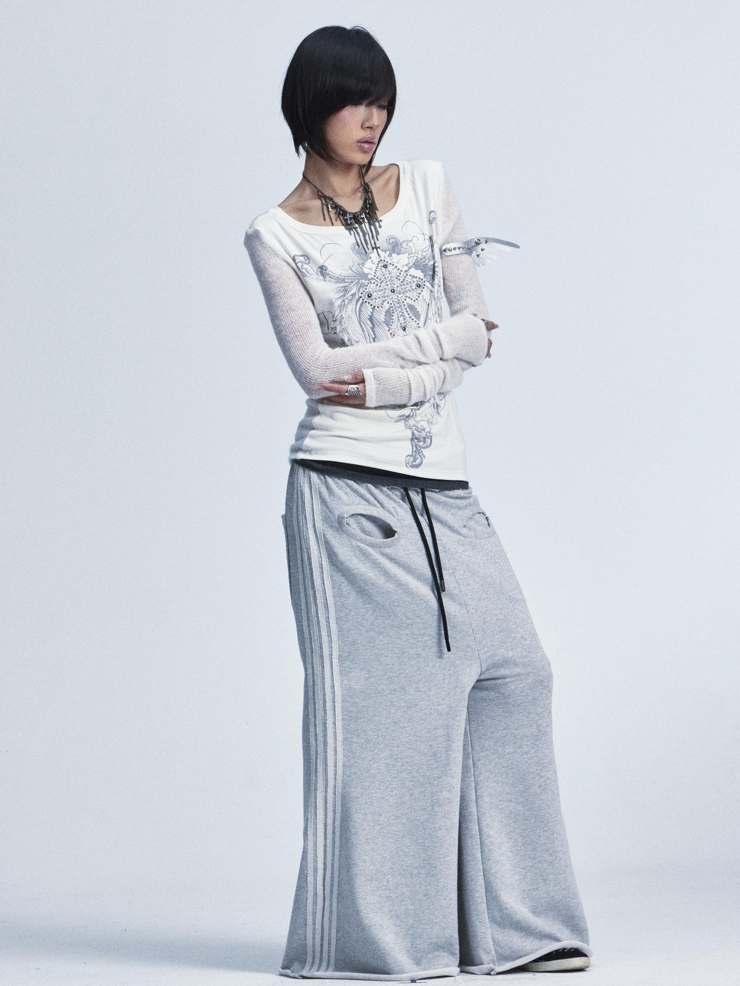 NONAME SPACE Two Tone Spliced Studded Cross Print Women&