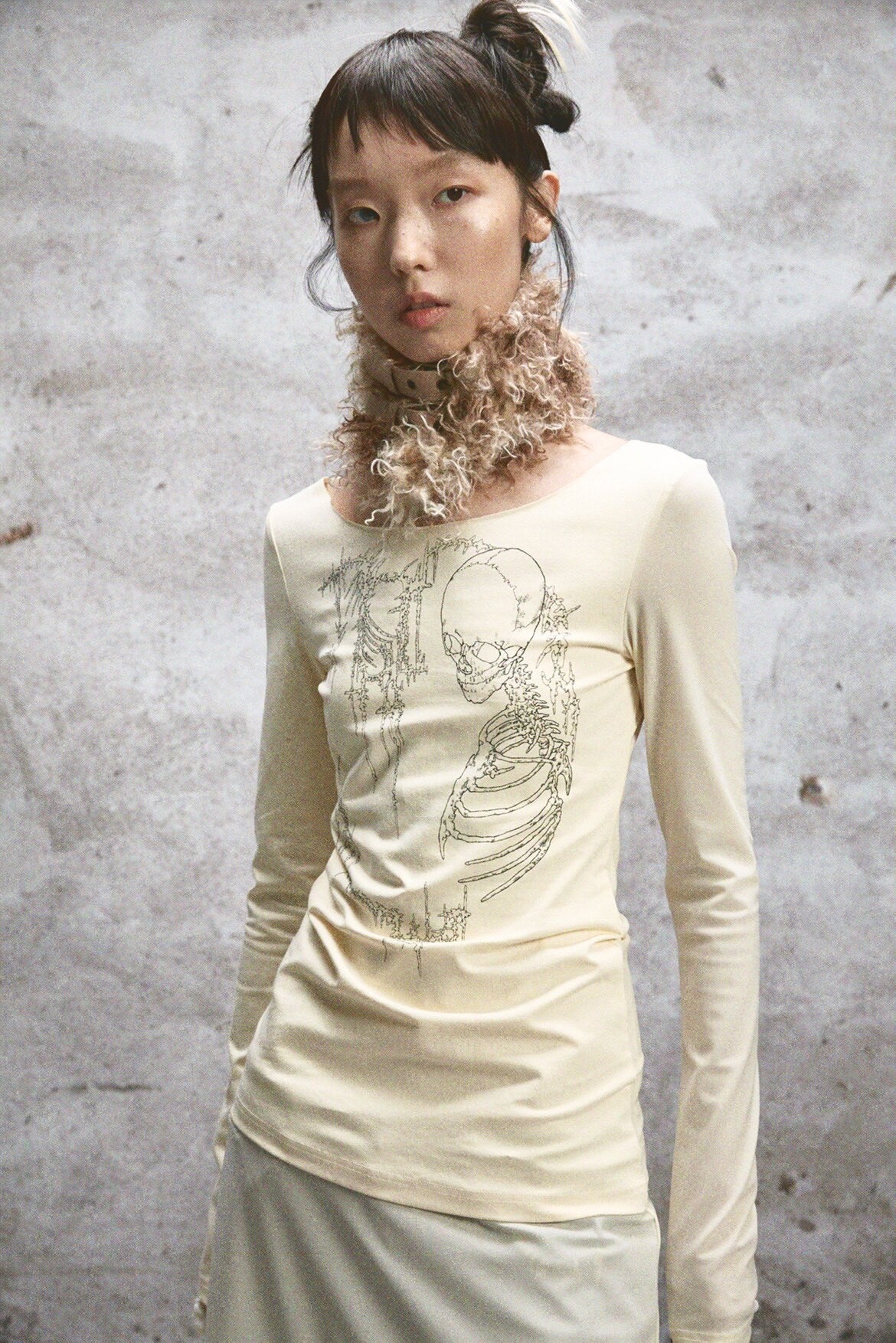 NONAME_SPACE_Two_Tone_Stretch_Spliced_Wide_Neck_Raw_Edge_Printed_Women&