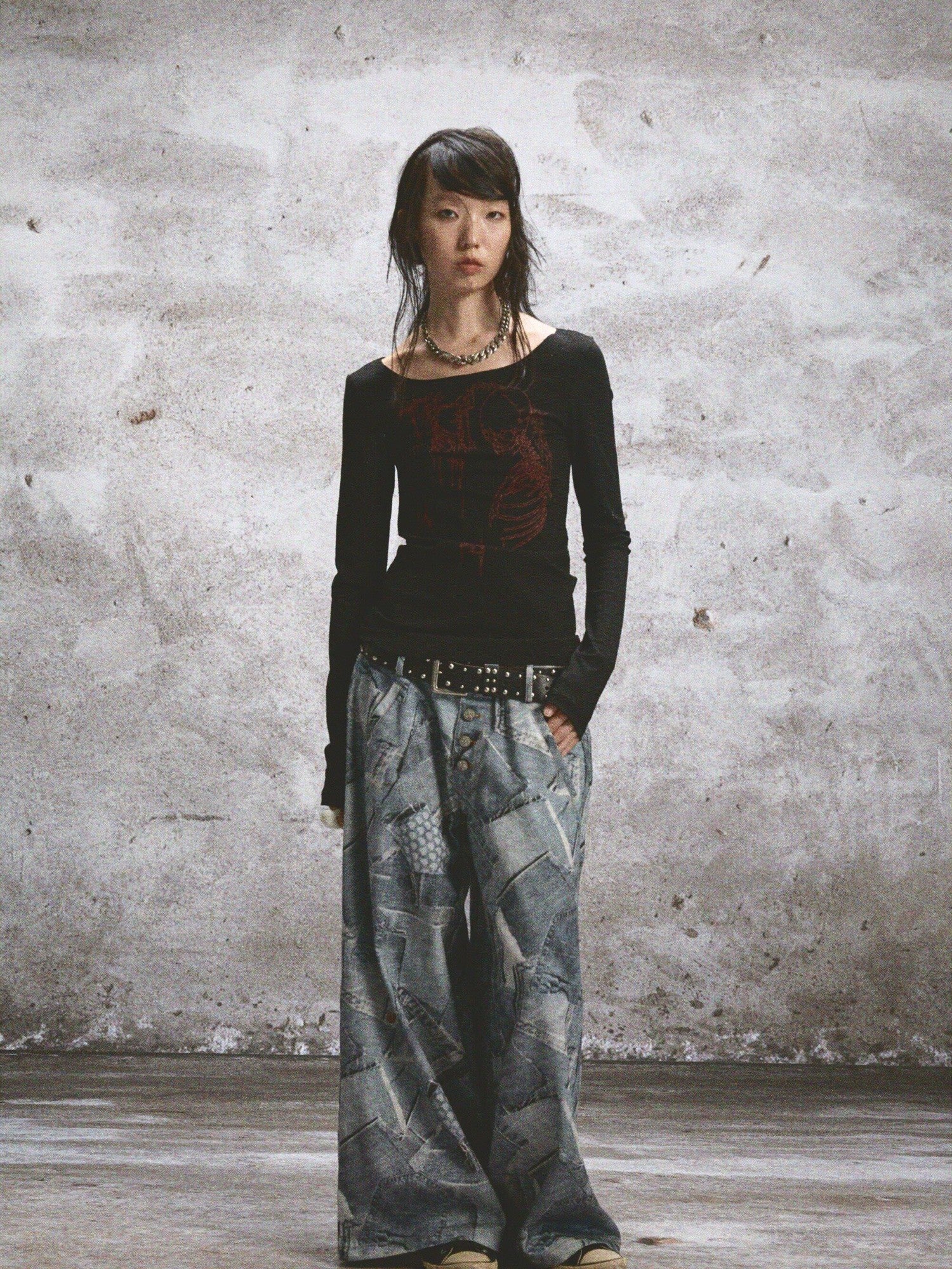 NONAME SPACE Two Tone Stretch Spliced Wide Neck Raw Edge Printed Women&