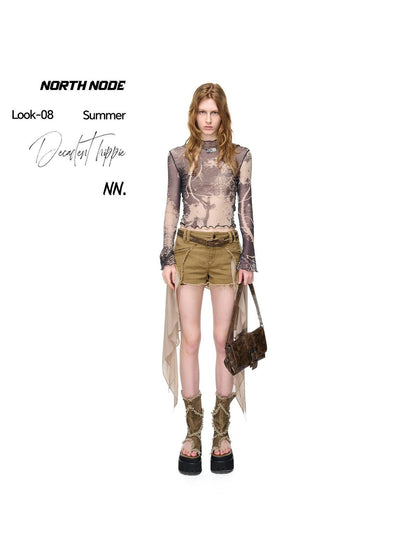 NORTH NODE Abstract Print Lettuce Edge Mock Neck Women&