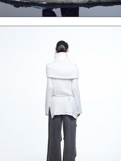 NORTH NODE Armor Inspired Stacked Thick High Neck Women&