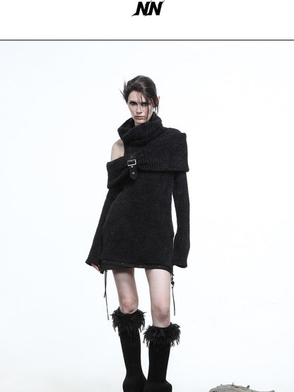 NORTH NODE Armor Inspired Stacked Thick High Neck Women&