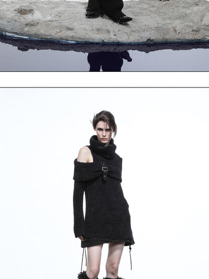NORTH NODE Armor Inspired Stacked Thick High Neck Women&
