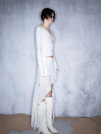 NORTH NODE Beaded Open Back V-neck Cropped Women&