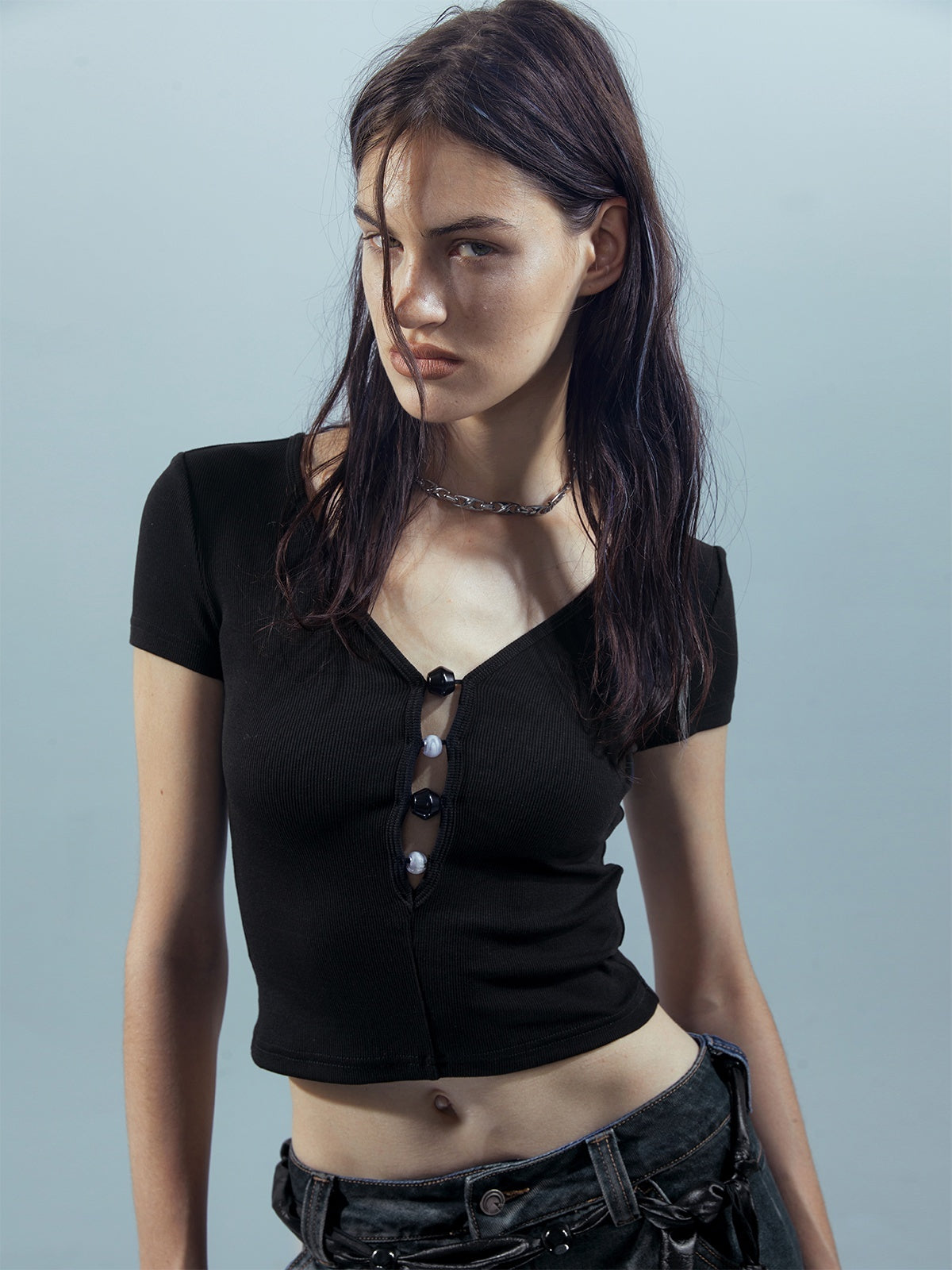 NORTH_NODE_Beaded_Open_Back_V-neck_Short_Sleeve_Women&
