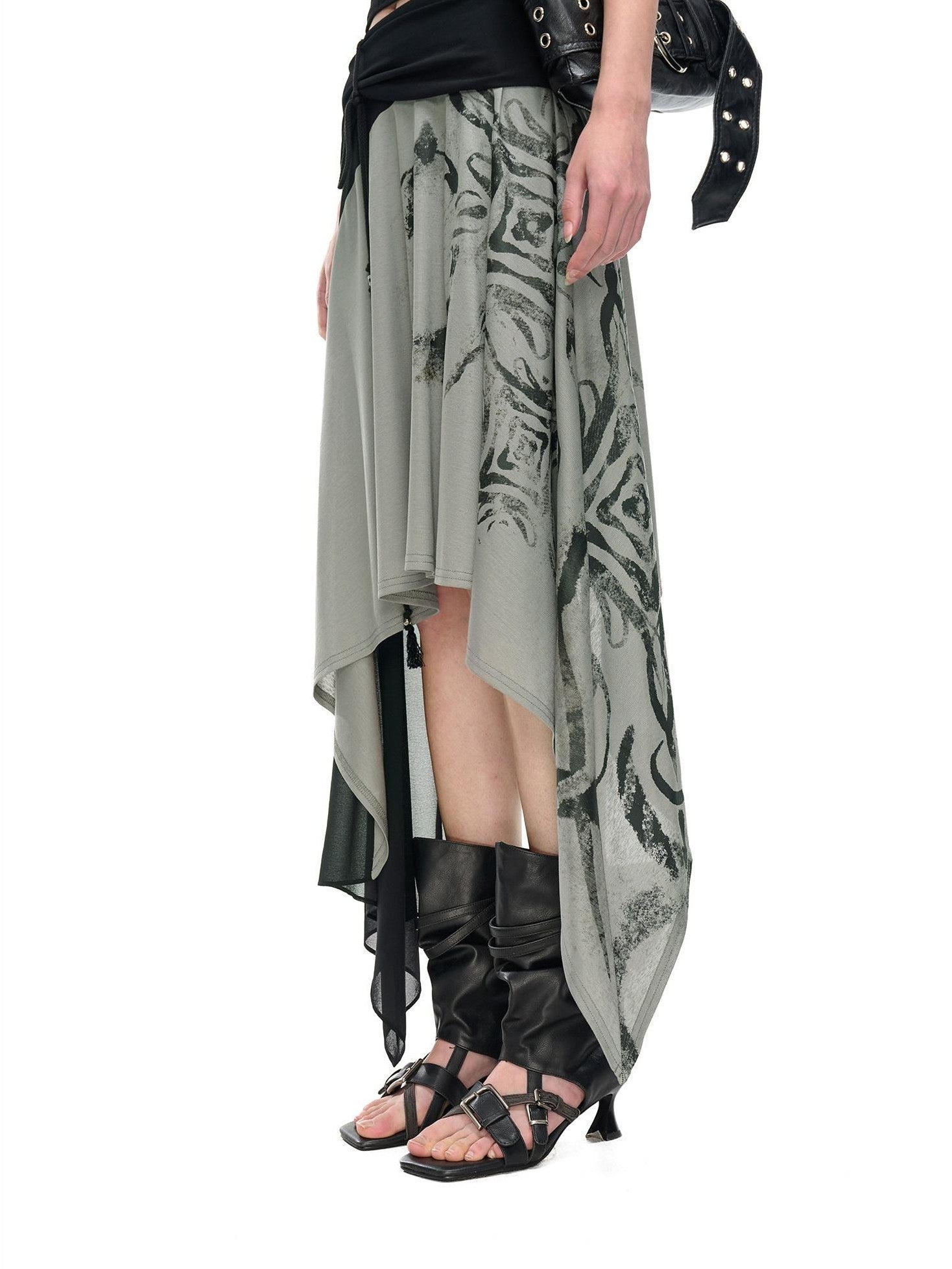 NORTH NODE Beaded Tie Splice Printed Asymmetric Ruffle Women&