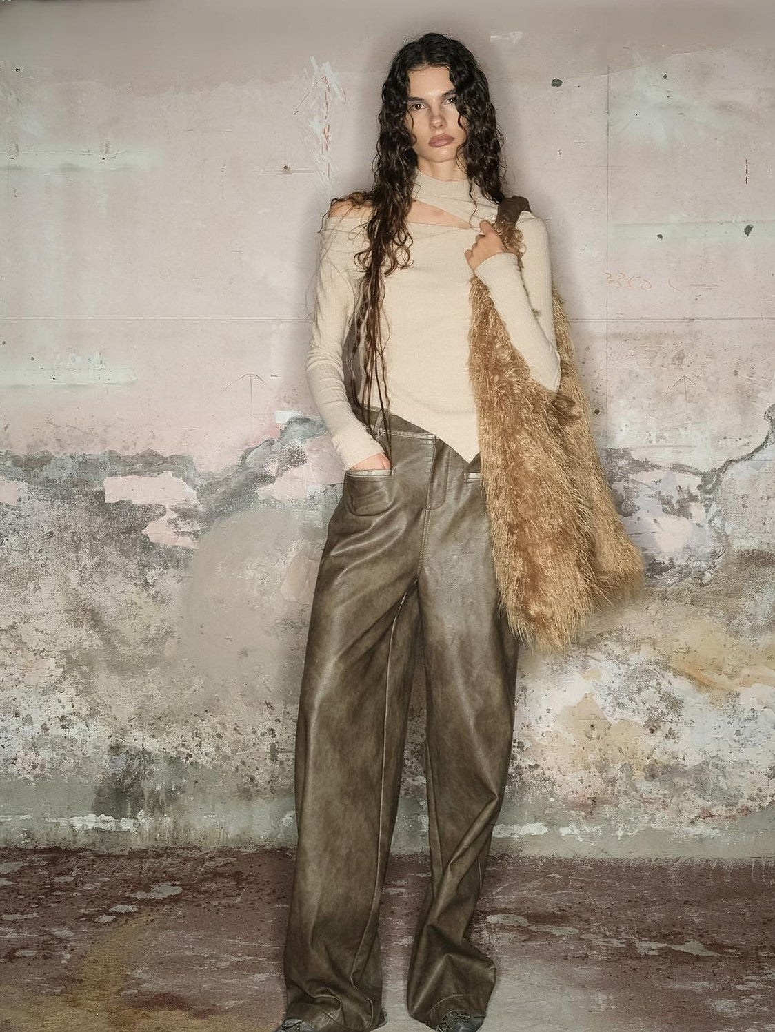 NORTH NODE Black Faded Distressed Natural Waist Women&