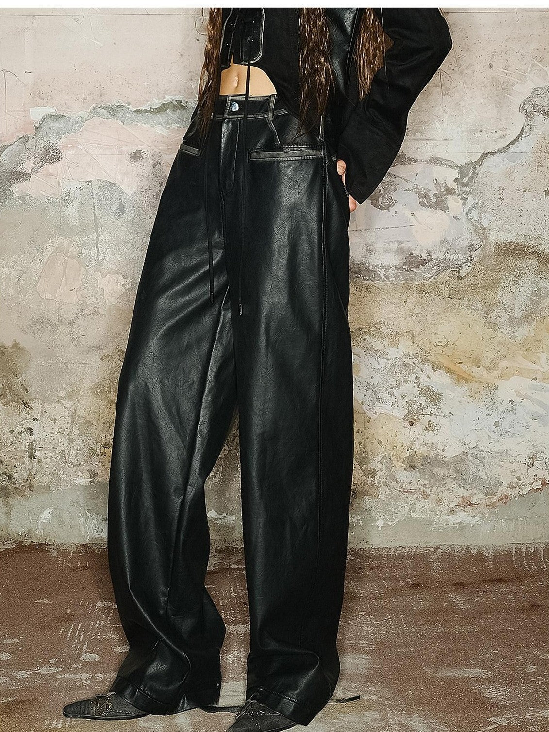 NORTH NODE Black Faded Distressed Natural Waist Women&
