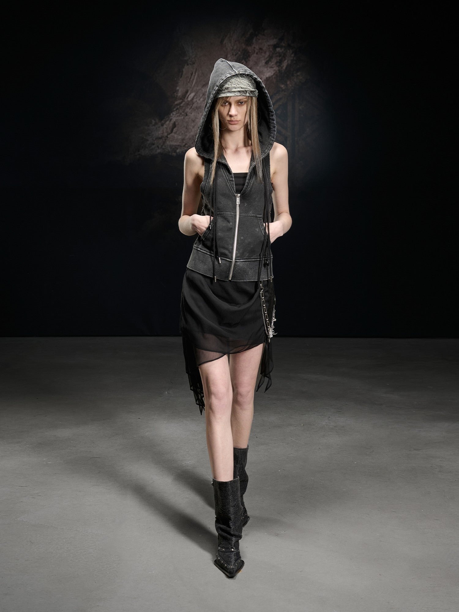 NORTH NODE Black Ruffle Asymmetric Spliced Mid Waist Women&