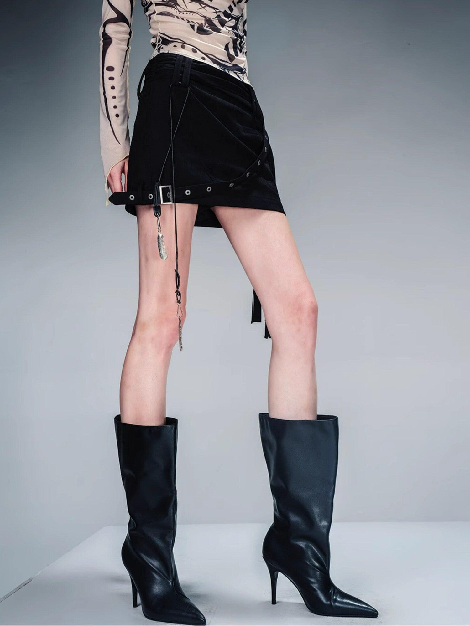 NORTH NODE Black Tassel Strap Straight Slim Women&