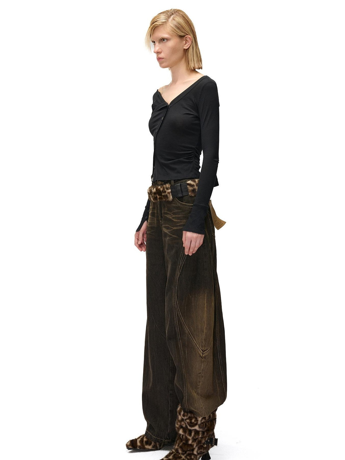 NORTH NODE Cropped Asymmetric Placket Button Women&