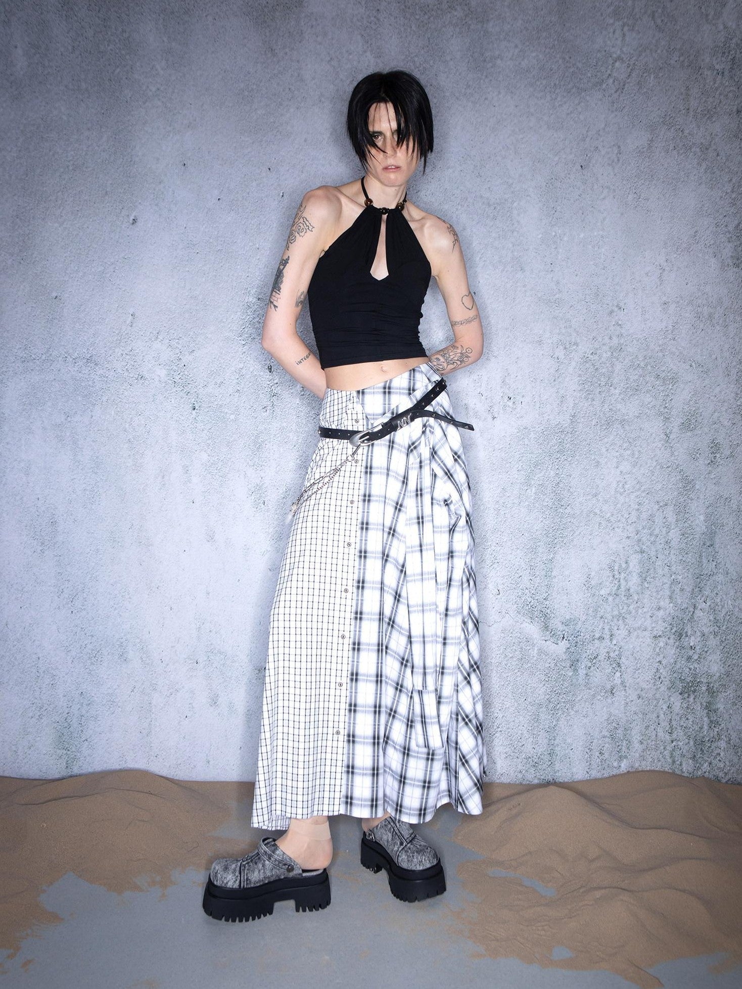 NORTH NODE Cropped Beaded Cutout Slim Fit Women&