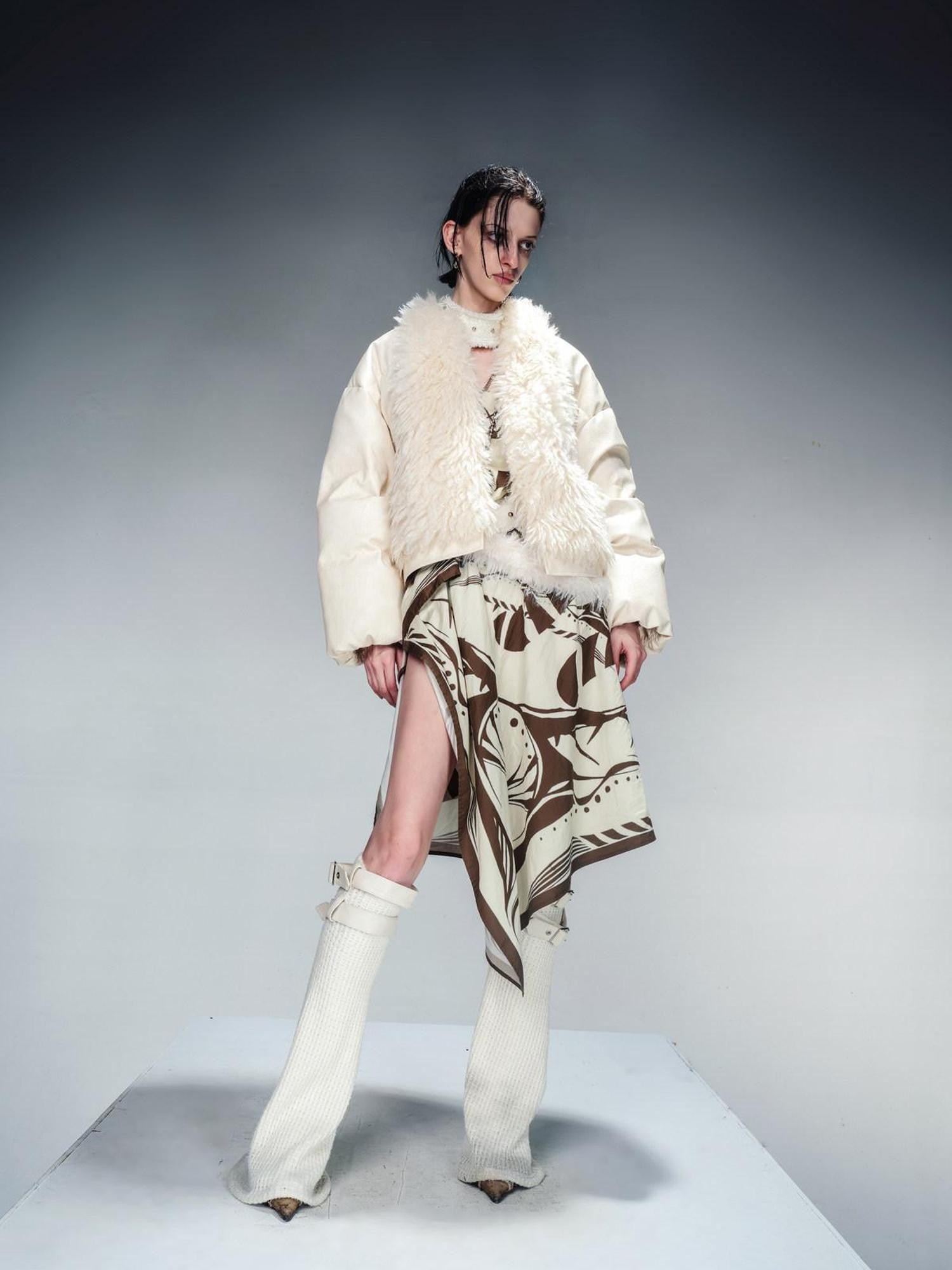 NORTH NODE Cropped Fur Collar Leather Panel Women&