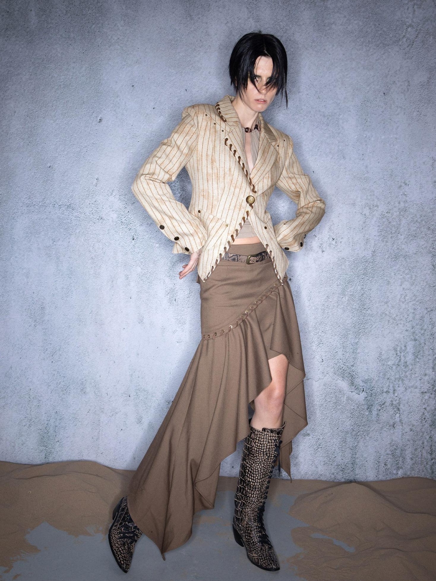 NORTH NODE Cropped Tailored Lace Up Nomadic Fitted Short Women&