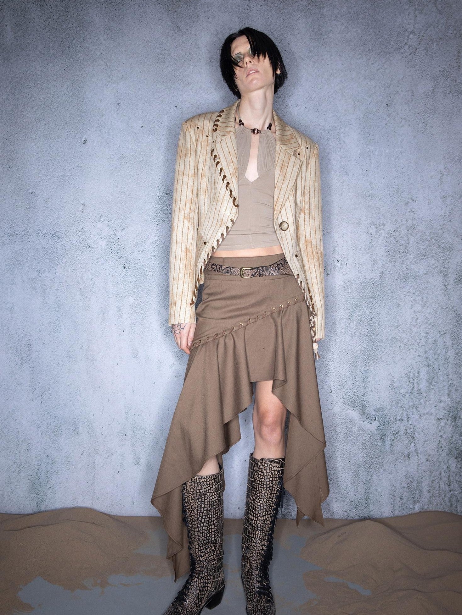 NORTH NODE Cropped Tailored Lace Up Nomadic Fitted Short Women&