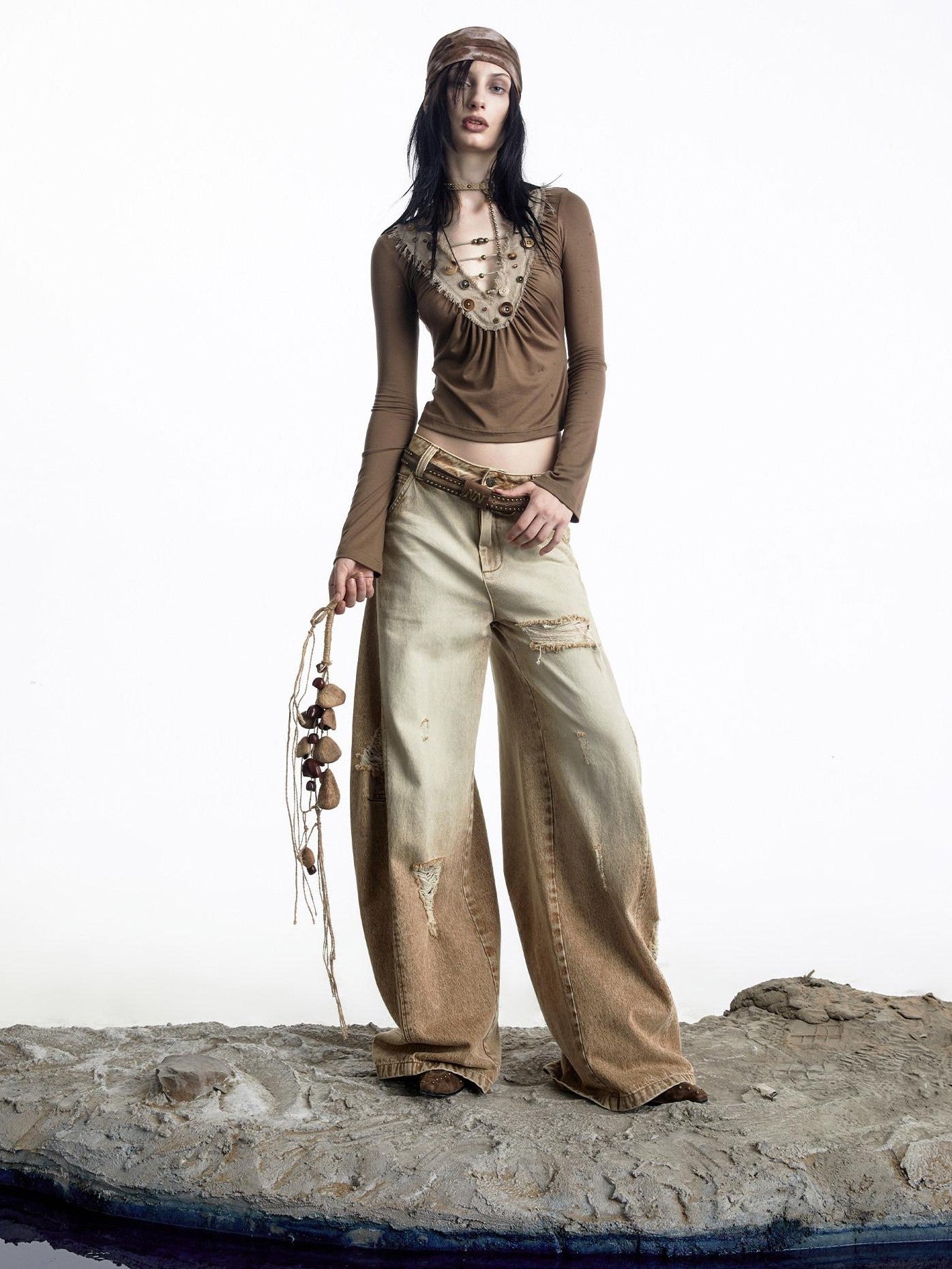 NORTH NODE Curved Blade Cone Shaped Tapered Slim Fit Women&