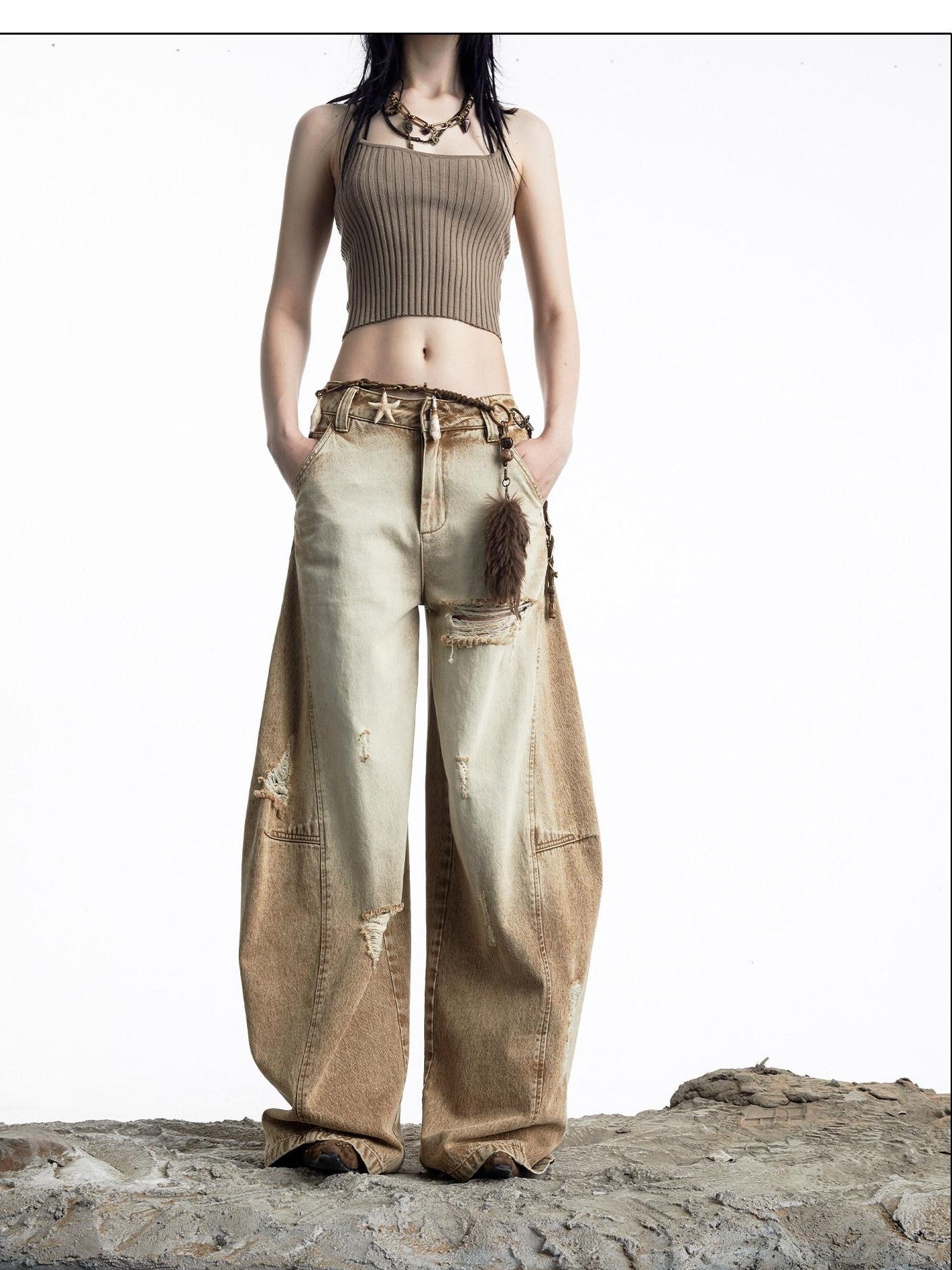 NORTH NODE Curved Blade Cone Shaped Tapered Slim Fit Women&