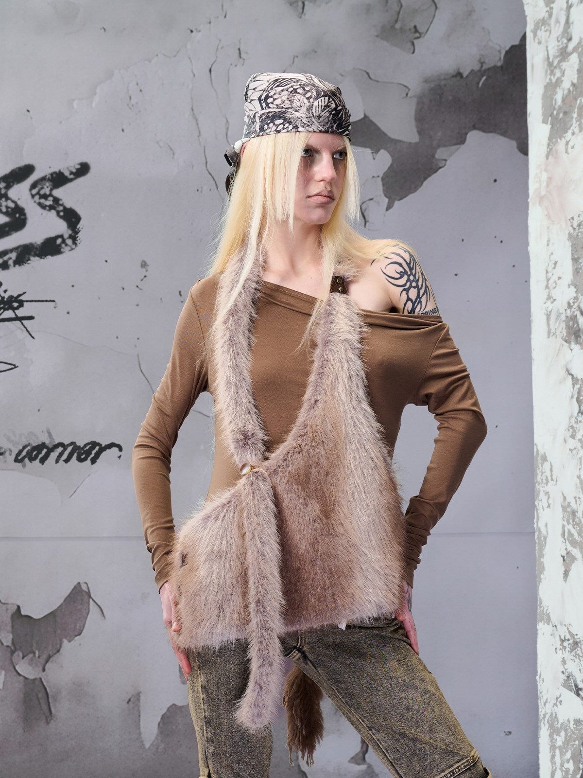 NORTH_NODE_Faux_Fur_Patchwork_One_Shoulder_Punk_Women&