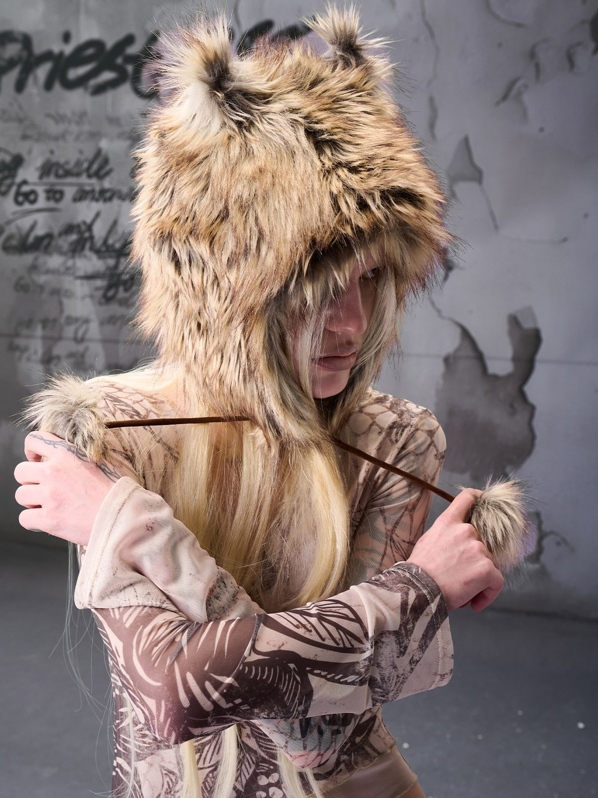 NORTH_NODE_Plush_Fuzzy_Pom_Pom_Cat_Ear_Earflap_Women&
