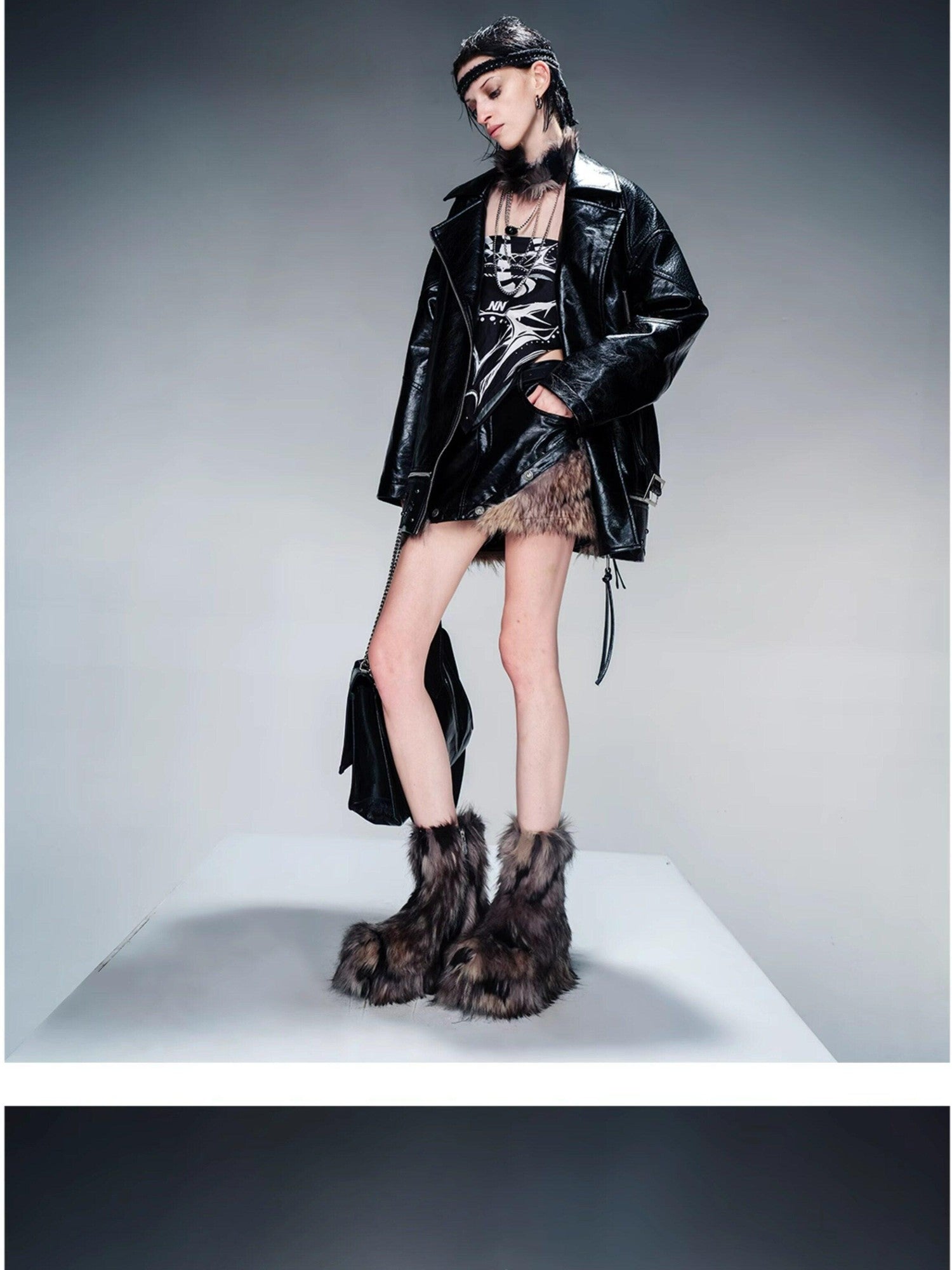 NORTH NODE Quilted Detachable Fur Collar Cropped Loose Lapel Zip Women&