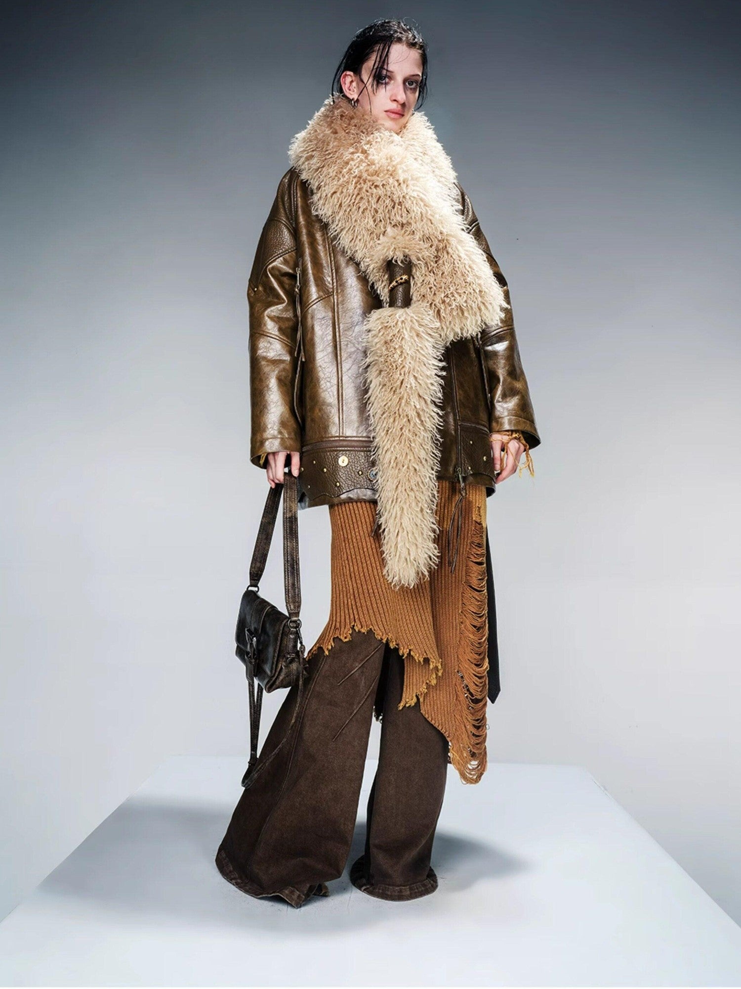 NORTH NODE Quilted Detachable Fur Collar Cropped Loose Lapel Zip Women&