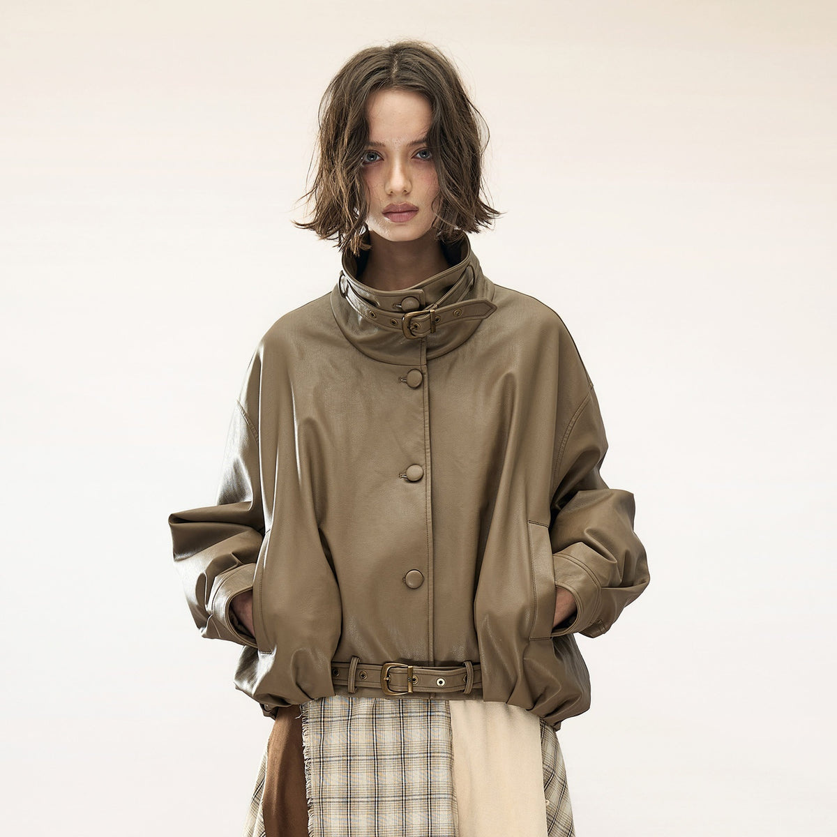 NORTH_NODE_Quilted_Padded_Solid_Cropped_Pu_Women&