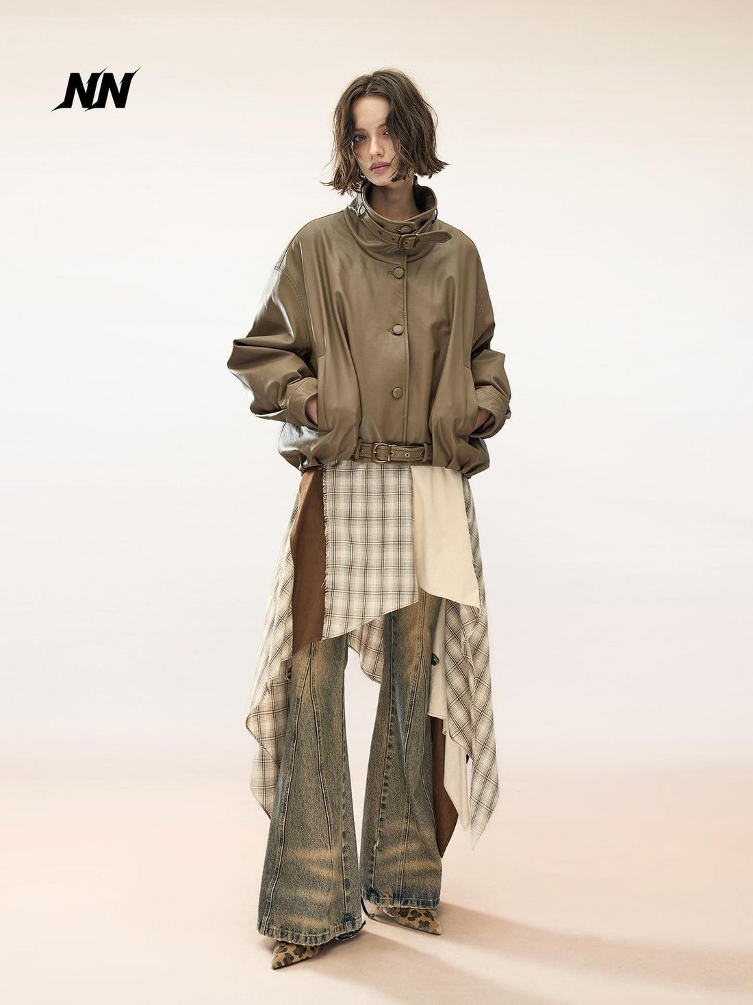 NORTH NODE Quilted Padded Solid Cropped Pu Women&